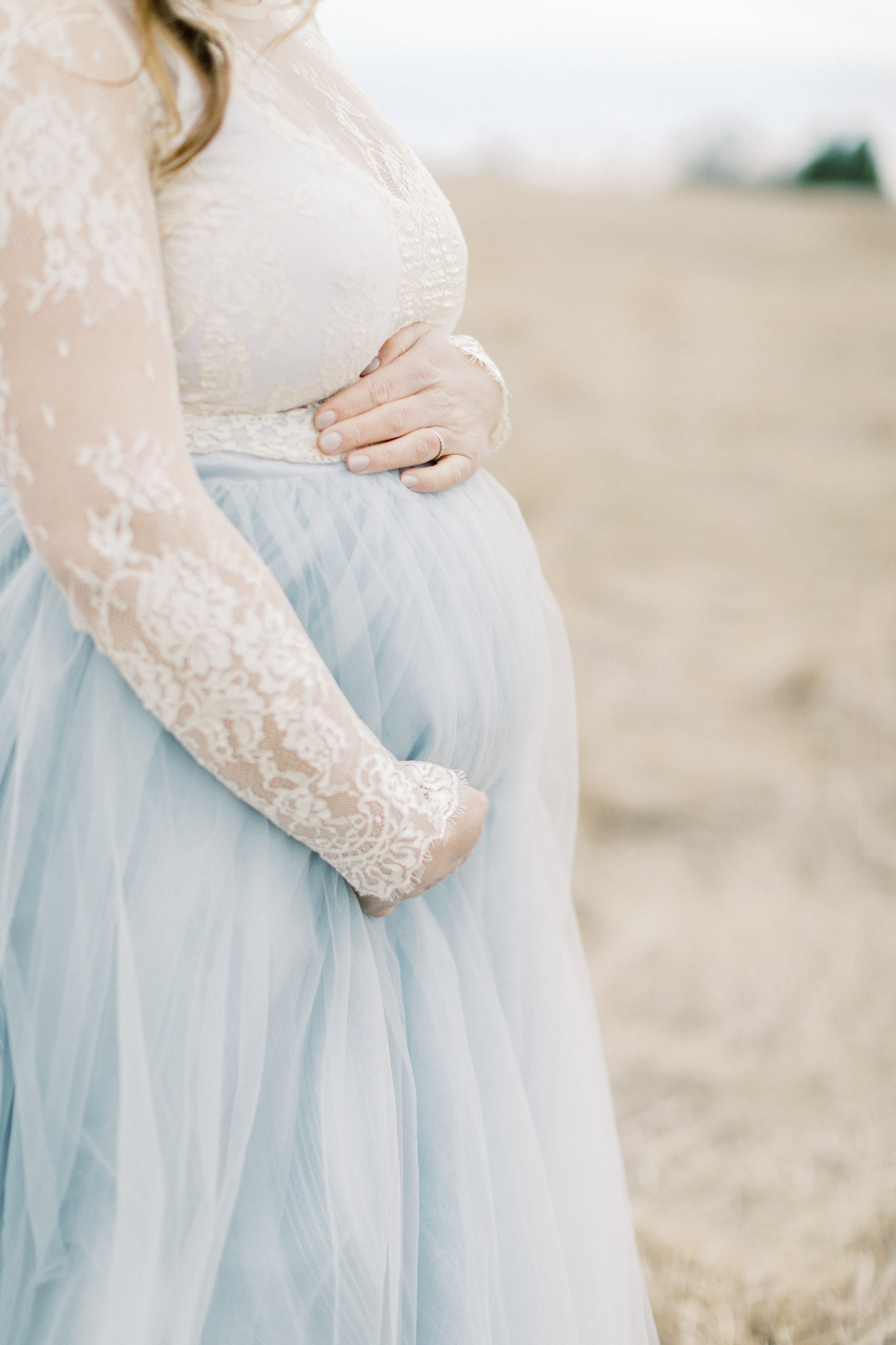 Cedarburg Maternity and Newborn Photographer